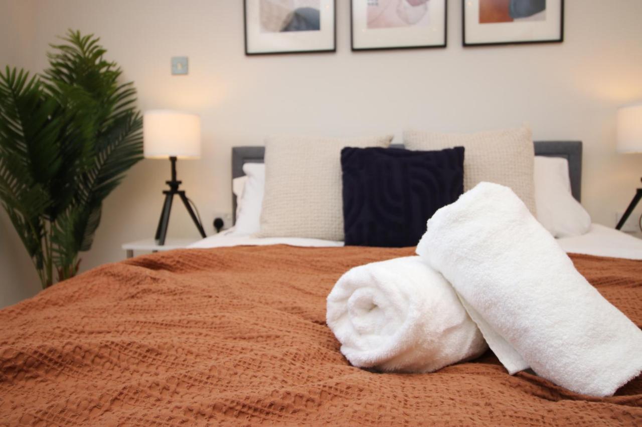 קארדיף The Skyline - Luxury City Centre Flat With Designated Parking מראה חיצוני תמונה