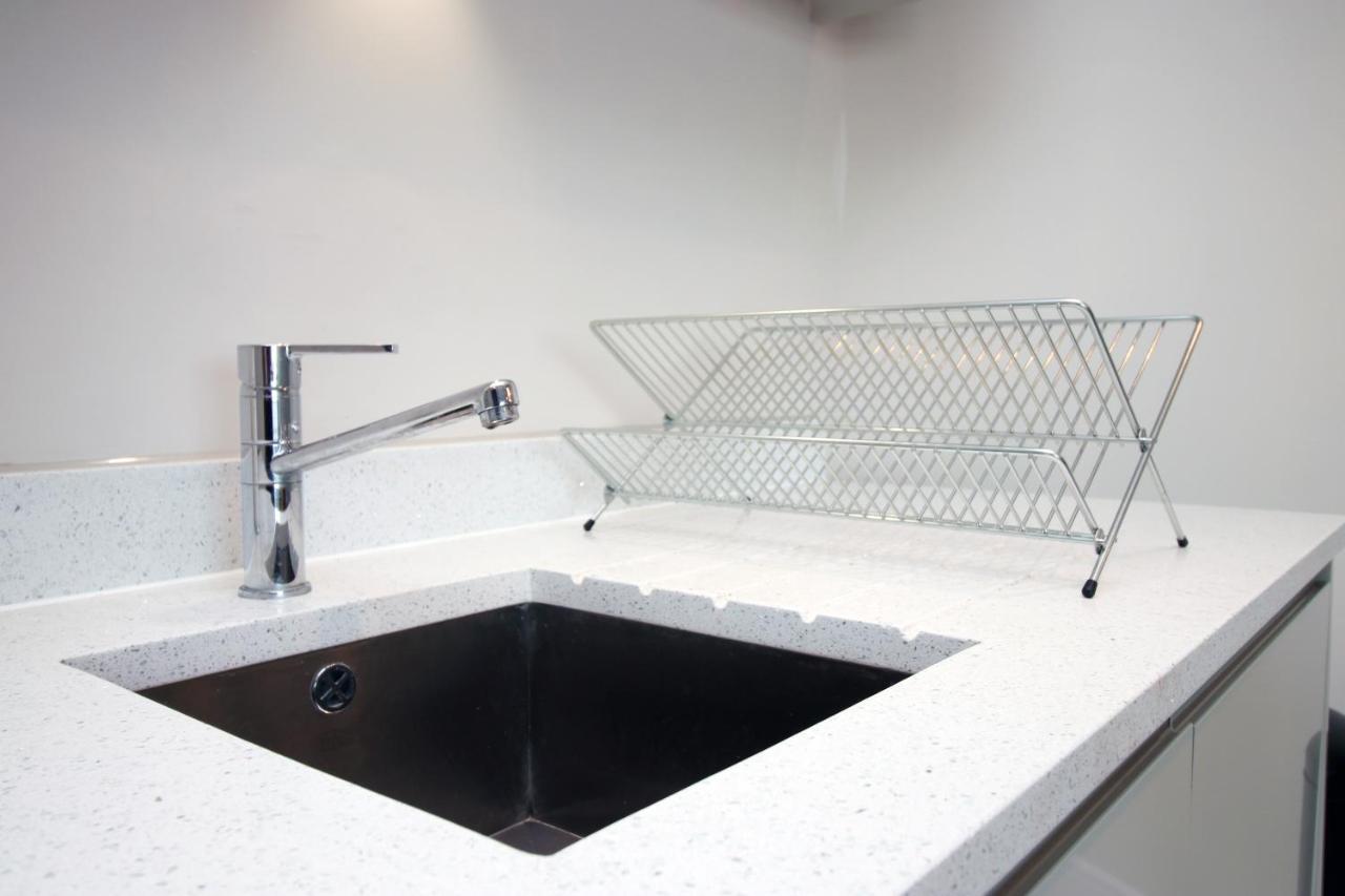 קארדיף The Skyline - Luxury City Centre Flat With Designated Parking מראה חיצוני תמונה